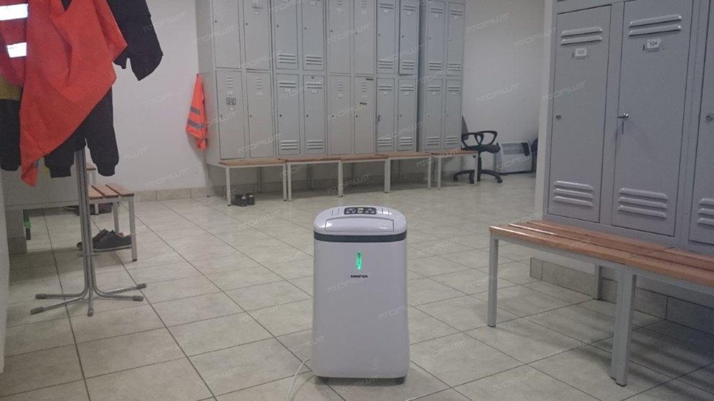 Osuszacz powietrza Master DH 720