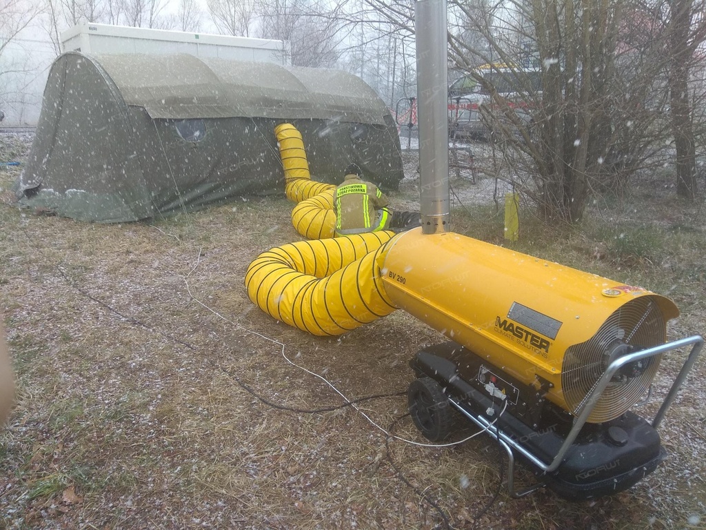 Nagrzewnica olejowa z odprowadzeniem spalin Master BV 290